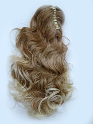 China O cabelo sintético da onda do corpo remenda acessórios do cabelo do rabo de cavalo de Cilp da garra à venda