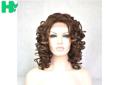 Chine Perruque intérieure de femmes de boucle de Brown de cheveux de Cosplay pour les perruques synthétiques résistantes à la chaleur à vendre
