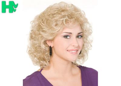 Chine Perruques synthétiques blondes de perruques d'ondes courtes résistantes à la chaleur synthétiques de cheveux à vendre