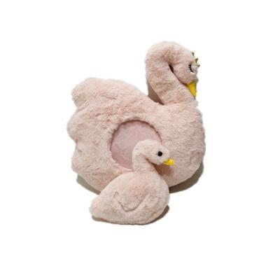 China Swan Plush Cushion Home Decorative Stuffed Animals For Kids for sale