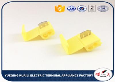 China Quick Connect Wire Terminals 12-10AWG Yellow Color Quick Splice Connector 878201 for sale