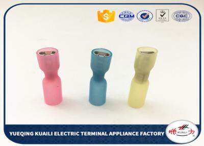 China AWG eléctrico femenino del terminal 22-10 de la encrespadura de los terminales de alambre del encogimiento del calor en venta
