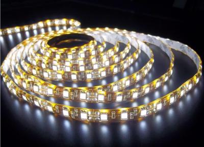 Chine Machine molle d'extrusion de bande de lumière de corde de PVC LED, machine d'extrusion de corde de bande de LED à vendre