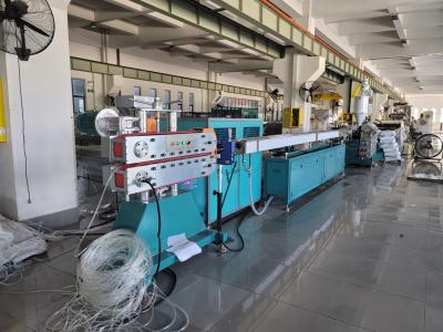 China Máquina de extrusión de tubos de aire de PU neumático, línea de producción de tubos de aire de TPU en venta