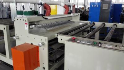 Cina macchina di plastica delle mattonelle di tetto 200kw, linea di produzione delle mattonelle espulsore della plastica della vite del gemello in vendita