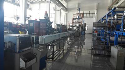 中国 高性能のセリウムの証明書が付いている機械を作る熱い溶解の接着剤の棒 販売のため