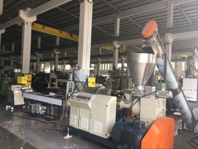 China 3 toneladas de máquina de pulir inútil plástica, máquina de reciclaje plástica del extrusor en venta