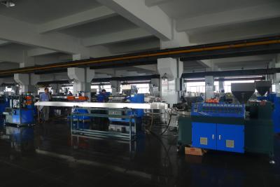 China Fácil actúe la paja de beber plástica que hace máquina color azul de la máquina en venta