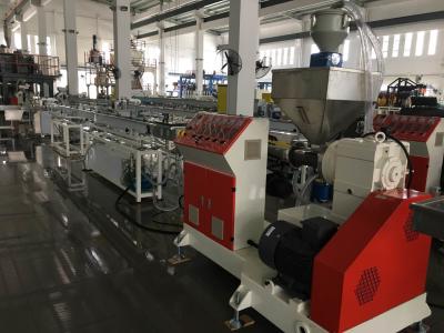 China Extrusora do plástico do parafuso da máquina a rendimento elevado da extrusão da palha da bebida única à venda