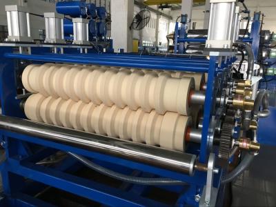 Chine Machine à grande vitesse de fabrication de tuile de toit, chaîne de production en plastique de tuile à vendre