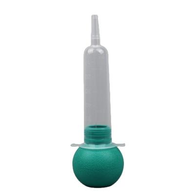 Chine Hospital Disposable Irrigating Syringe Professional Nasal Irrigator Syringe à vendre
