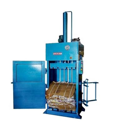 China Competitive Price Factory Direct Selling Manual Valve Operated Waste Paper Wrapping Machine en venta