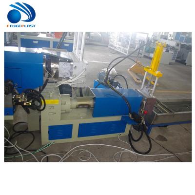 China 500kg/máquina plástica peletização de H, planta de reciclagem da garrafa do animal de estimação do PLC à venda