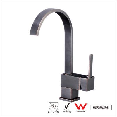 China Kitchen Sink Faucets , Cupc Certification Single Handle Mixer Tap for sale