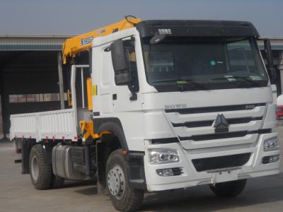 China HOWO 4x2 Truck Mounted Crane for sale