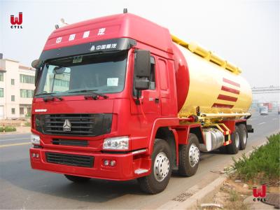 China WD615.47 Transportation Bulk Cement Tank Truck 371hp Dry Bulk Truck for sale
