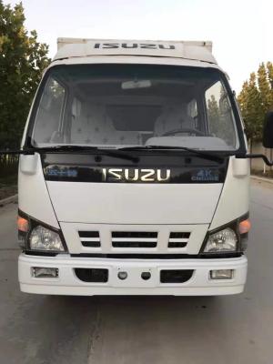 中国 26ftの箱のトラック4X2 Isuzu RefrigeratedヴァンTruck Reeferのトラック 販売のため