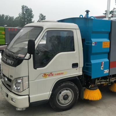 China Blanco de Forland 4x2 del limpiador del camión del barrendero de calle de Foton en venta