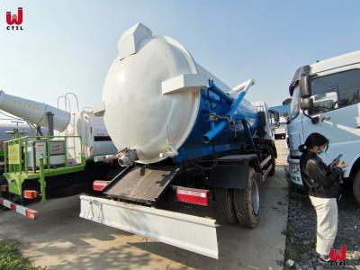 China Dongfeng 6CBM Light Duty Vacuum Suction Pump Suction Sewage Truck for sale
