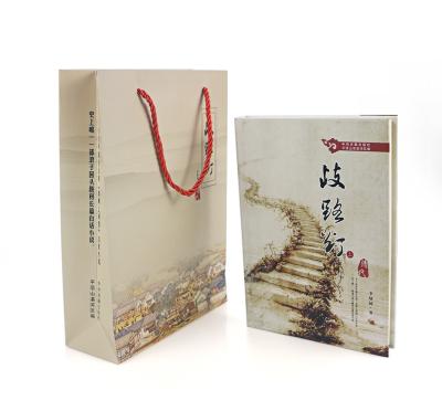 Chine Service d'impression nouveau littéraire de livre de la page 80g intérieure blanche cassée de livre à couverture dure à vendre
