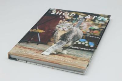 中国 猫犬ペット映像のアルバム ハードカバー本の印刷サービス 販売のため