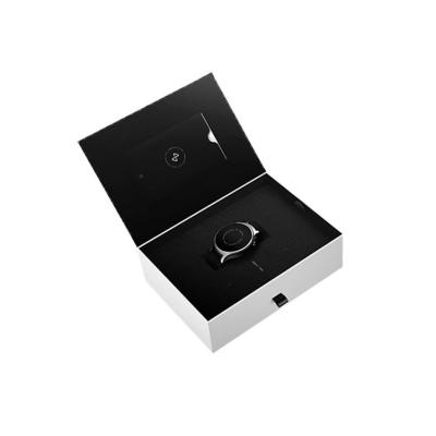 China Custom OEM Watch Box Gift Packaging White Shell Black Inside Foam for sale