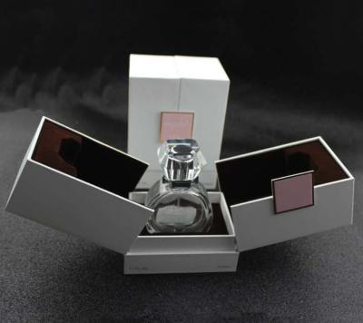 China Lid And Base Cosmetic Packaging Box For Essential Oil Parfume Bottle for sale