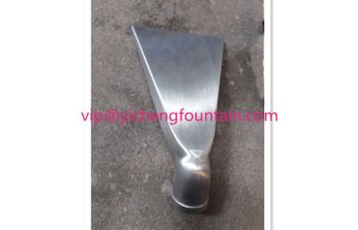 China Bocais em forma de leque laminares de prata da fonte de água de 45 graus com linha fêmea 1 polegada à venda