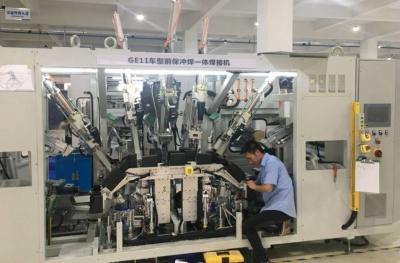 China Precisión automática del equipo de soldadura ultrasónica alta para los topes del coche en venta