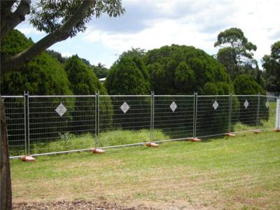 China Temporary Fencing Temp Fence Panels 2100mm (H) x 2400mm (W) 3mm Wire for sale