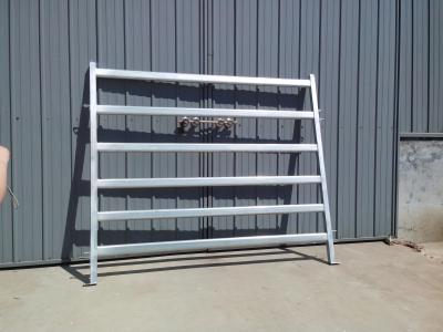 China Cattle Panel Gate Cattle Yard Fence Heavy Duty 6 Oval 1.6mm thick 1.8Mx2.1M for sale