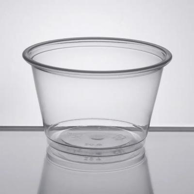 China Os PP 1.5OZ personalizaram copos plásticos com as tampas claras à venda