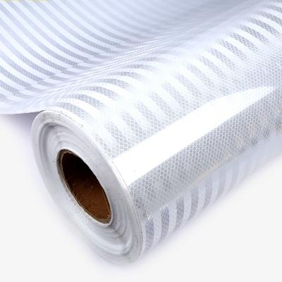 China 9200 White Engineer Grade Prismatic Reflective Sheeting Road Line Mark for sale