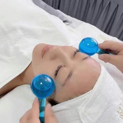 Chine les outils de salon de beauté 30ml réduisent les globes gonflés et de ride de glace pour des massages faciaux à vendre
