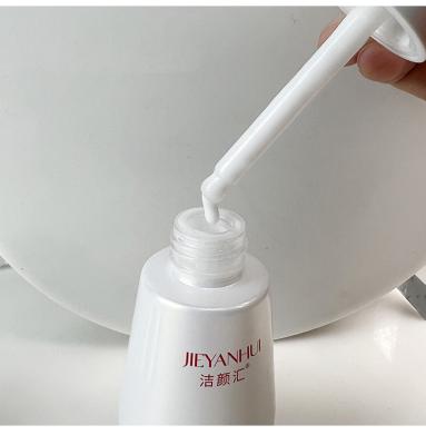 China Bulk Illuminate Dark Spot Corrector Serum Treatment Freckle Whitening Essence Facial Serum for sale