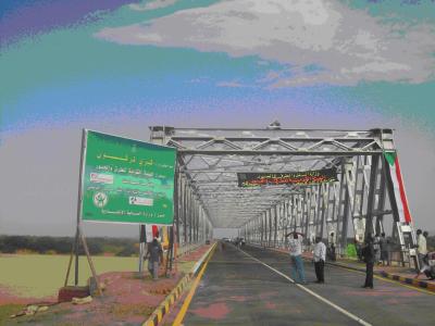China Customized Steel Truss Bridge / Steel Beam Bridge With rigid frame for sale
