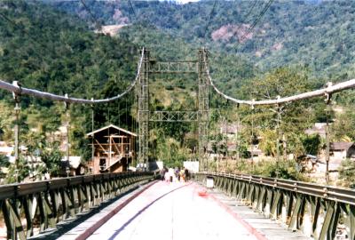 中国 永久的なアセンブリ鋼鉄ケーブルの吊り橋の単純構造 販売のため