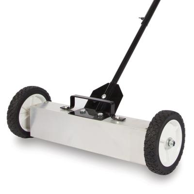 China Convenient Push-Type Magnetic Pick Up Sweeper with 30-50 Lbs Pull Force and Wheels for sale