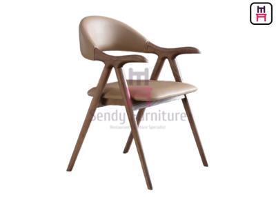 China Ash Wood Brown Leather Dining Chair With Armrests en venta