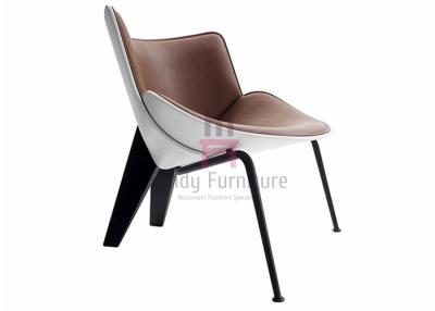 China Metal Base Fiberglass Dining Chair Shell Wing Four Metal Legs Contemporary Design for sale