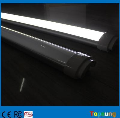 China IP65 a prueba de agua 5 pies tri-pruebas luz LED 2835smd lineal luz LED topsung en venta