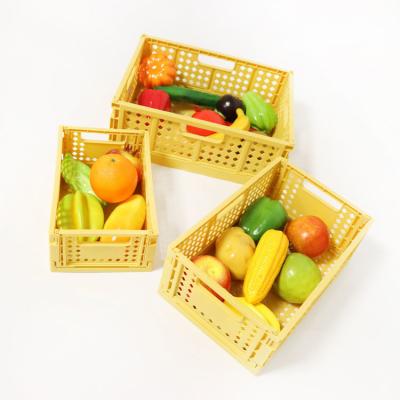 China Detachable Thickened Foldable Crate Box , Odorless Collapsible Plastic Containers for sale
