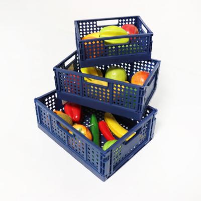 China Odorless Collapsible Plastic Storage Crate , Drainable Foldable Plastic Basket for sale