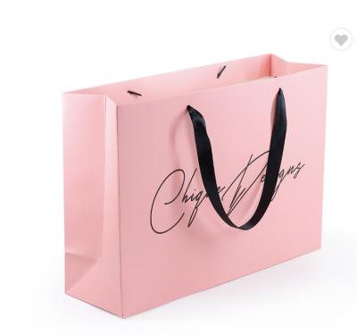 China Recycled Glossy Paper Merchandise Bags For Gift Shopping With Personalised Logo for sale
