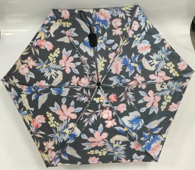 China BSCI Wooden Handle Pocket Size Umbrella Diameter 93cm With Rolling Printing for sale
