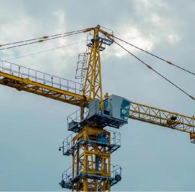 China Elevação de equipamento pesado torre móvel guindaste cabeça de martelo 10t à venda