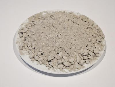Chine Résistance moulable de scories de 1600 degrés ciment de haute résistance de 65-85% Al2O3 LCC de bas à vendre