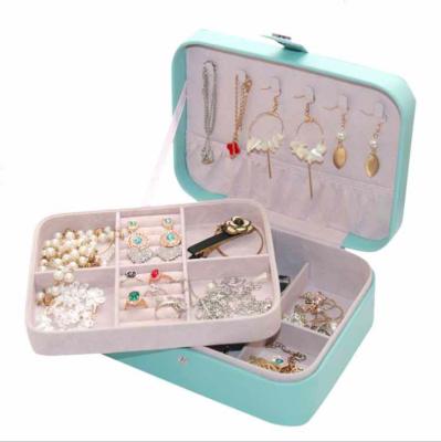China Flannel Jewellery Organiser Boxes 23cm 17cm 8.5cm Personalised Jewellery Box for sale
