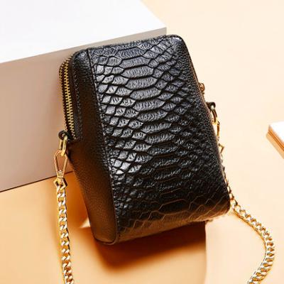 China 12cm 18cm PU Phone Bag BSCI Crocodile Embossed Leather for sale