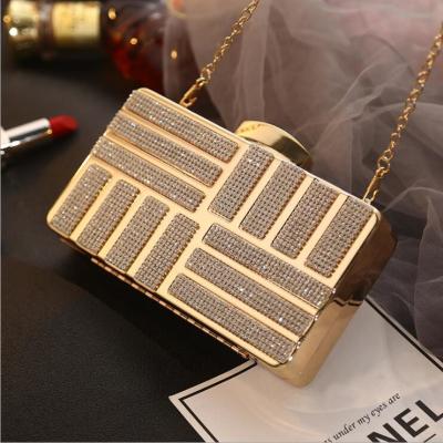 China Bling Bling Stone Plated Rectangle Purse Frame 180x100x40mm for sale